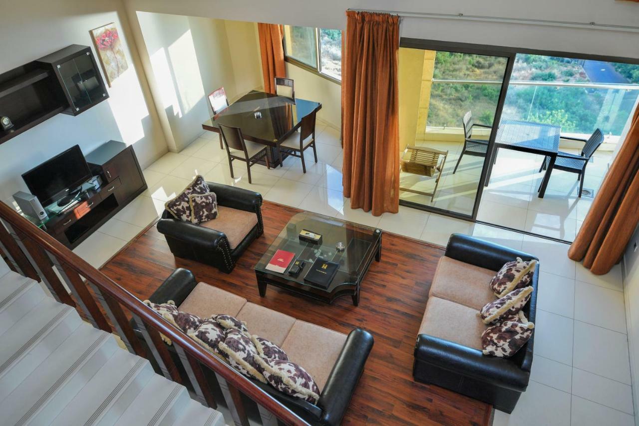 Hollywood Inn Boutique Hotel Jounieh Esterno foto