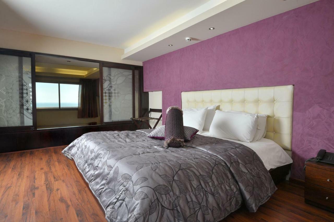 Hollywood Inn Boutique Hotel Jounieh Esterno foto