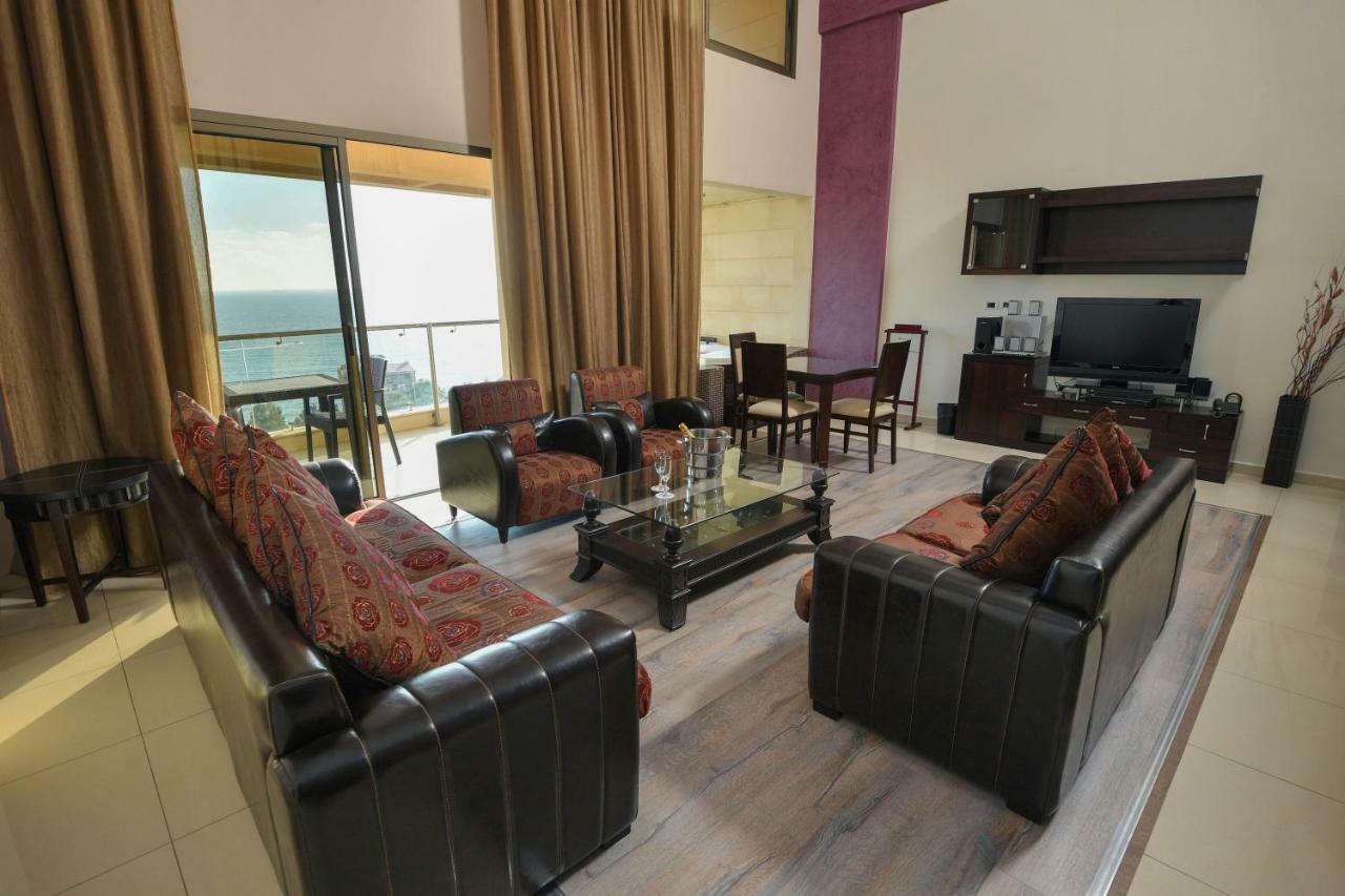 Hollywood Inn Boutique Hotel Jounieh Esterno foto