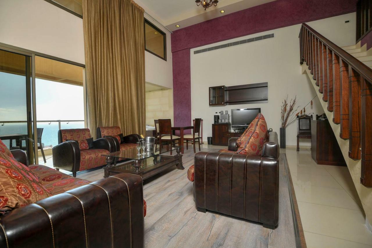 Hollywood Inn Boutique Hotel Jounieh Esterno foto