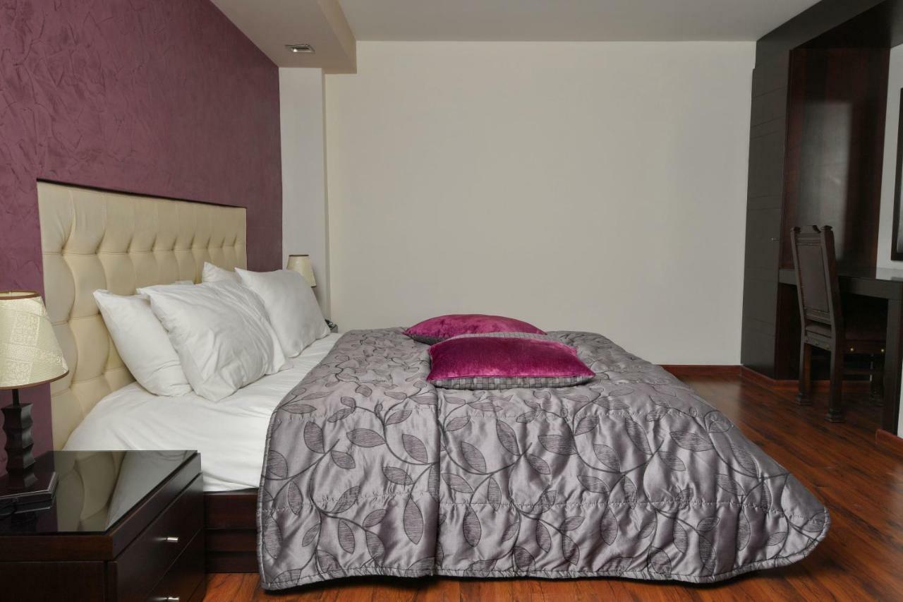 Hollywood Inn Boutique Hotel Jounieh Esterno foto