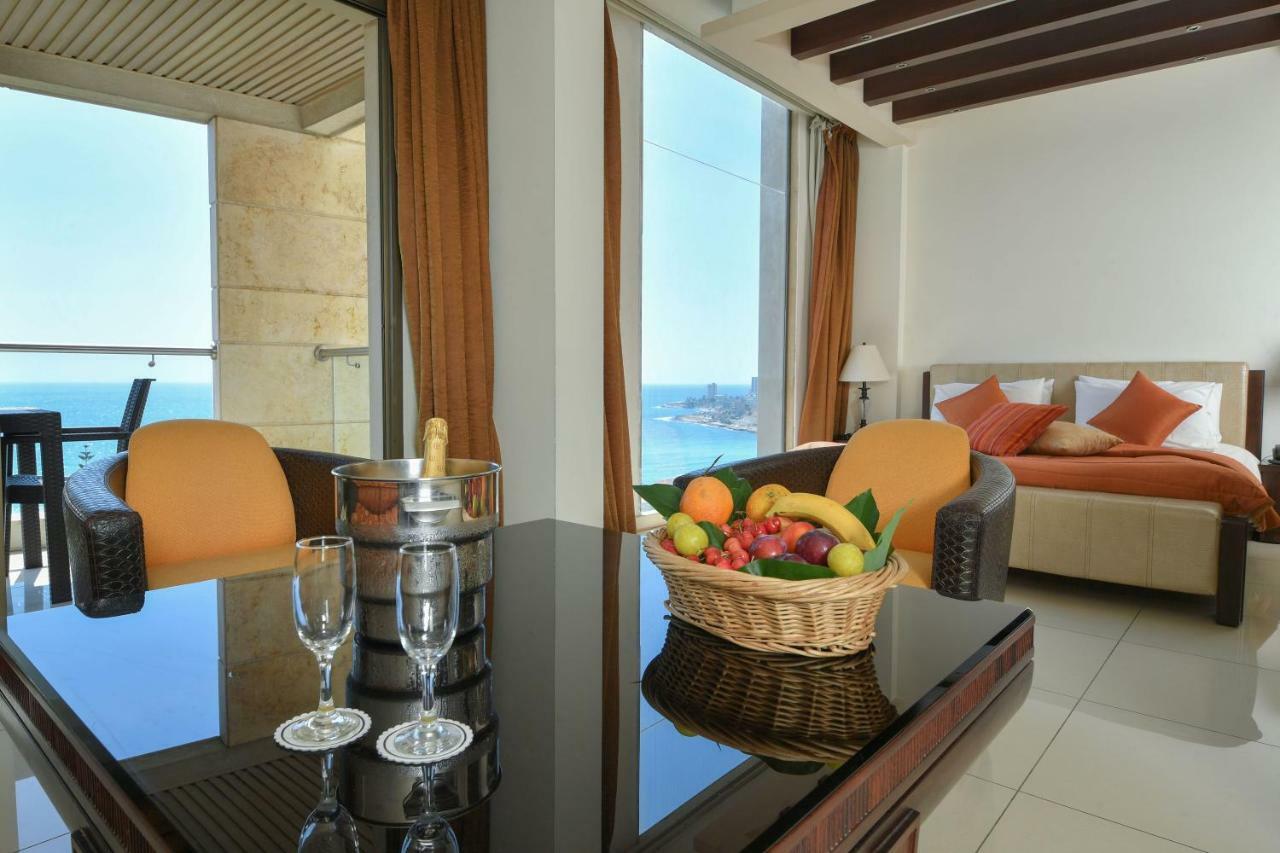 Hollywood Inn Boutique Hotel Jounieh Esterno foto