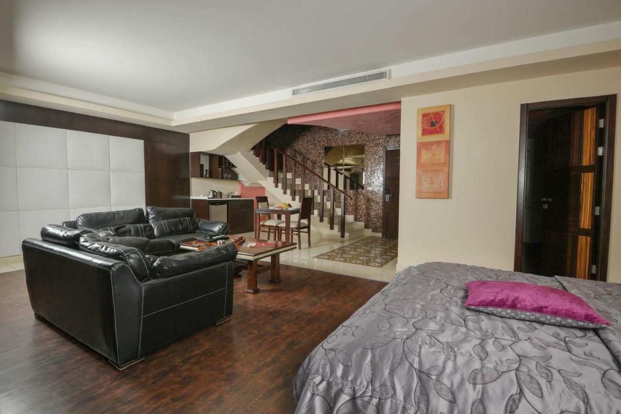 Hollywood Inn Boutique Hotel Jounieh Esterno foto