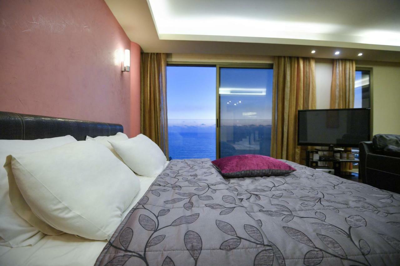 Hollywood Inn Boutique Hotel Jounieh Esterno foto