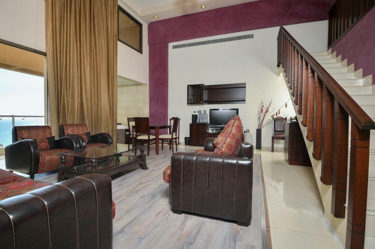 Hollywood Inn Boutique Hotel Jounieh Esterno foto