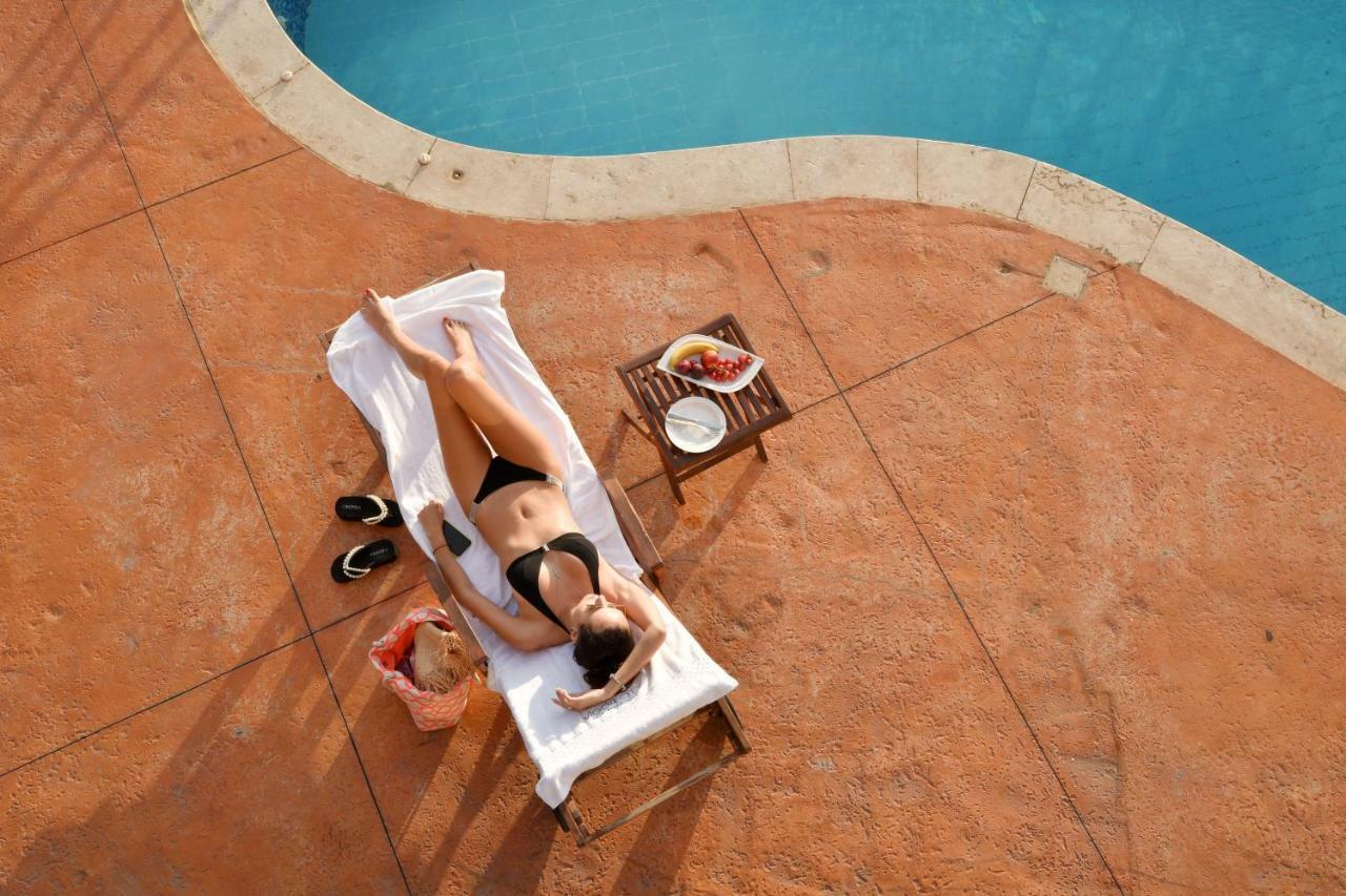 Hollywood Inn Boutique Hotel Jounieh Esterno foto