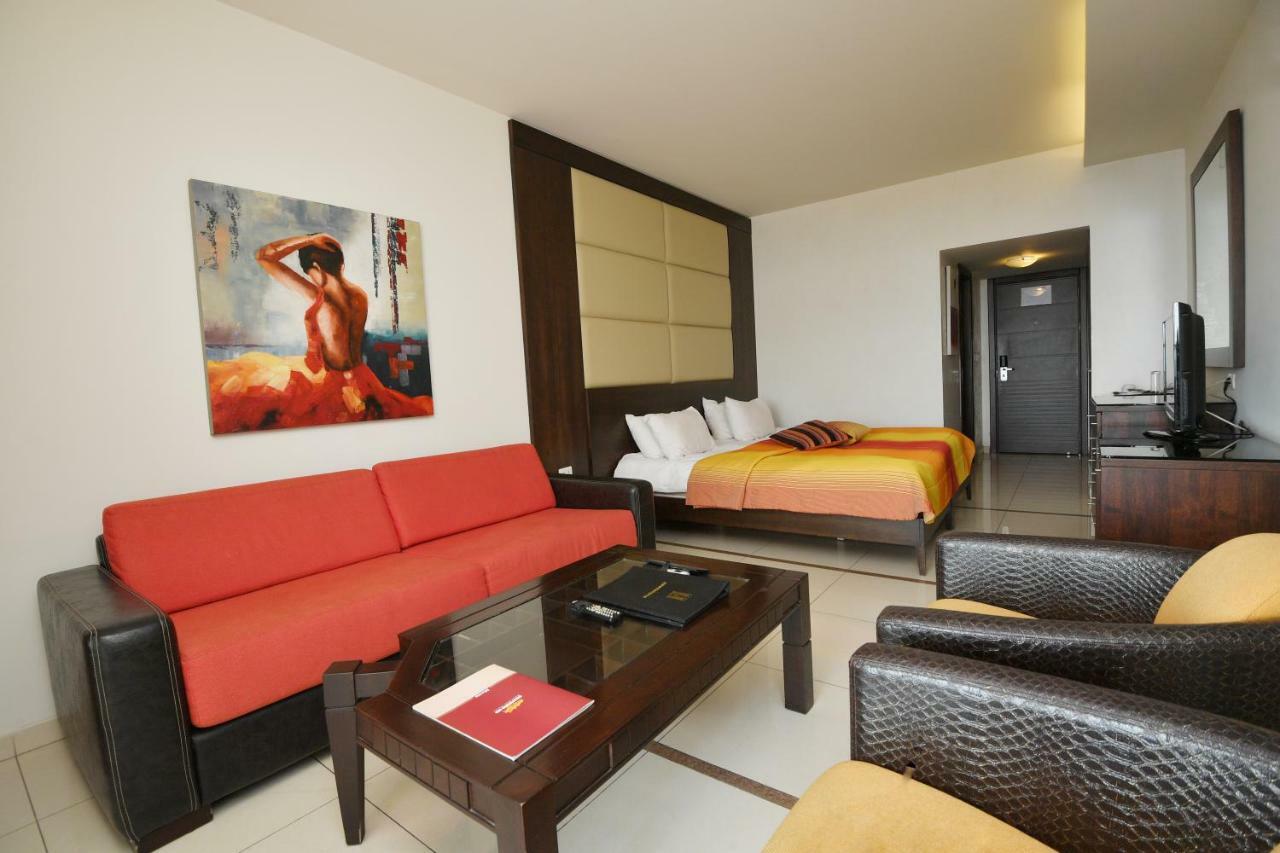 Hollywood Inn Boutique Hotel Jounieh Esterno foto