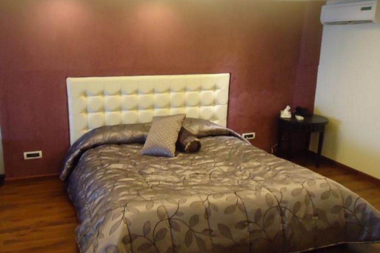 Hollywood Inn Boutique Hotel Jounieh Esterno foto