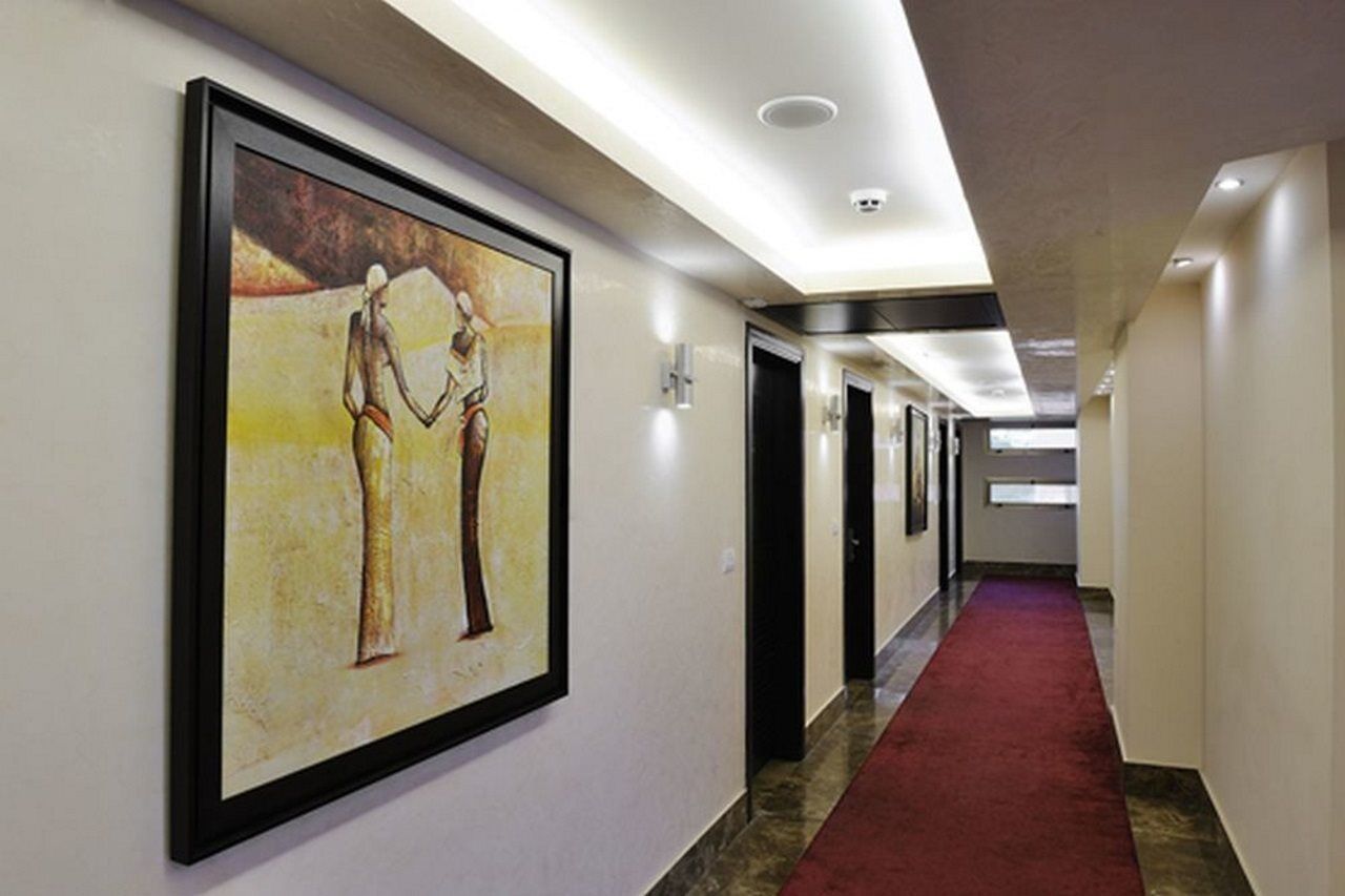 Hollywood Inn Boutique Hotel Jounieh Esterno foto