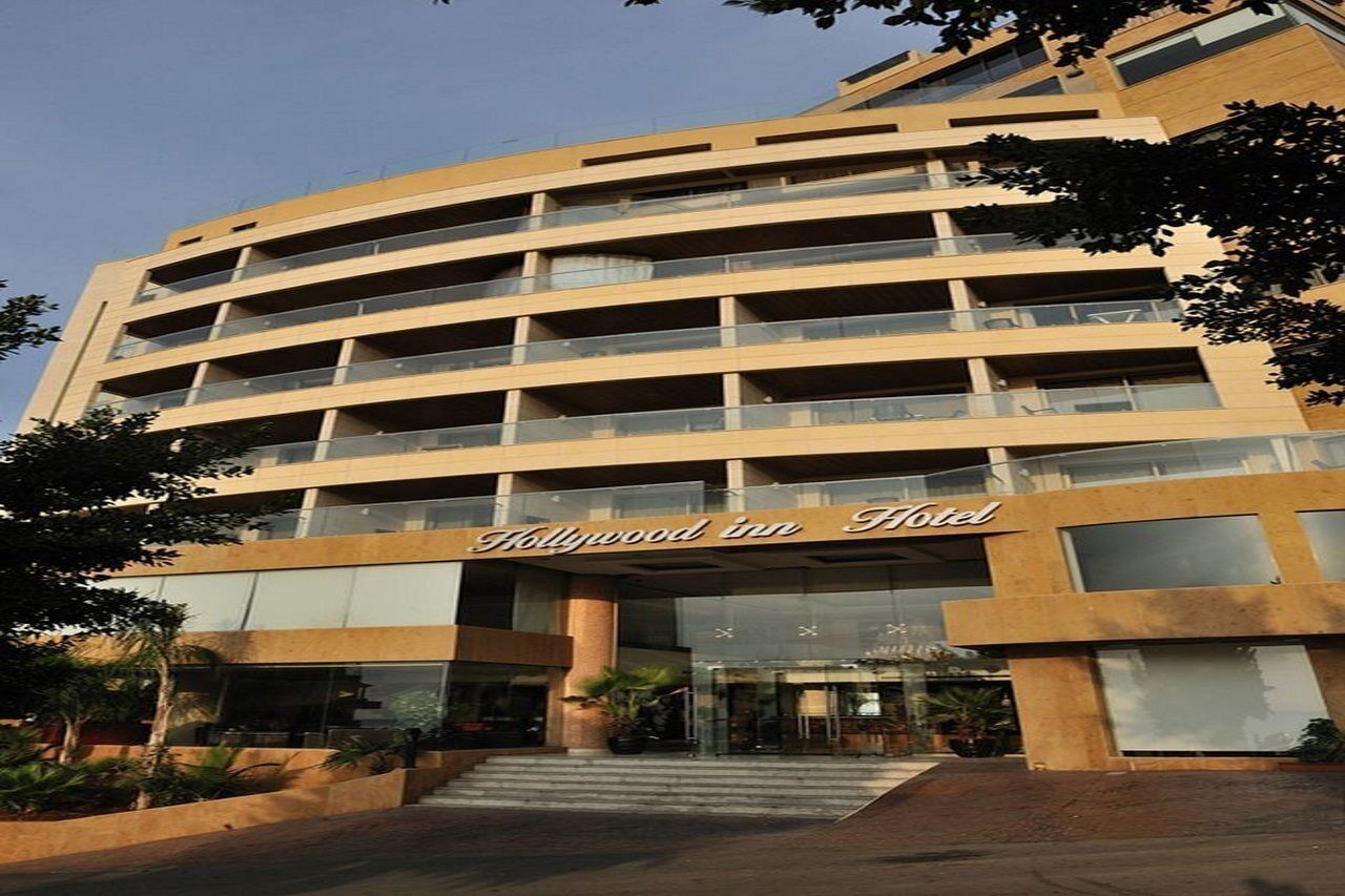 Hollywood Inn Boutique Hotel Jounieh Esterno foto